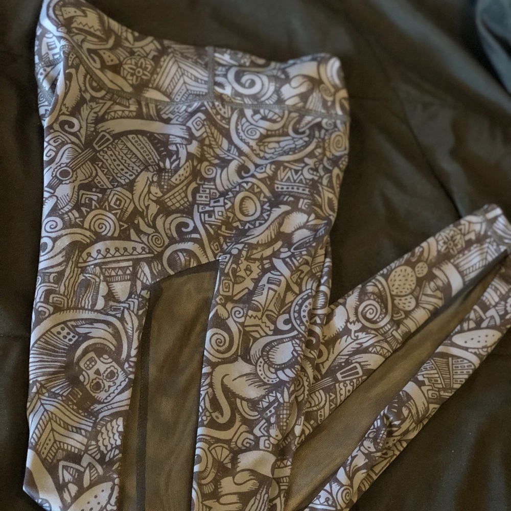 •Constantly Varied Gear•Voodoo Leggings•